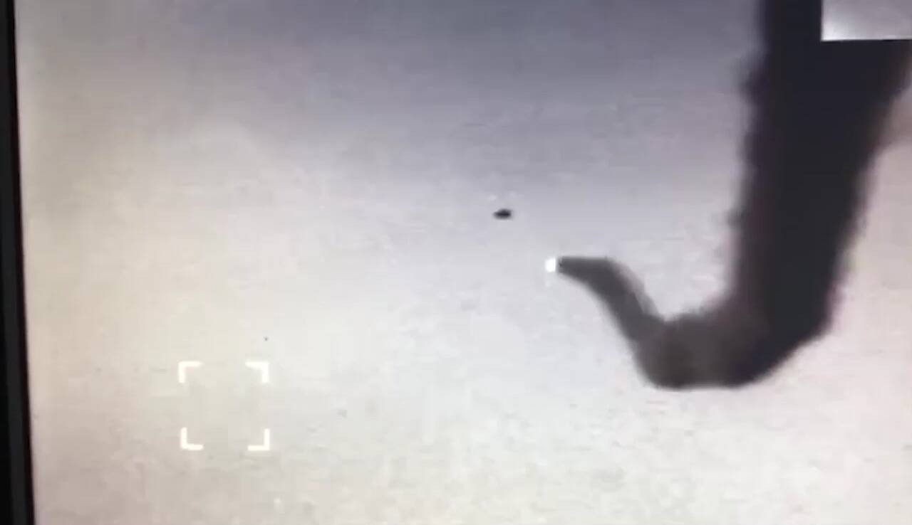 Rușii susțin că au doborât un OZN. Cum arată obiectul misterios apărut deasupra orașului Rostov | VIDEO