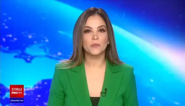 Mii de oameni prezenți în Portul Tomis, la slujba de Bobotează. Credincioșii s-au îmbulzit pentru a primi „Agheasma Mare”