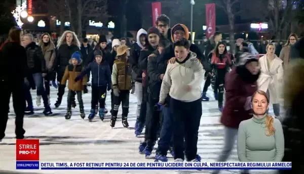 Românii caută farmecul iernii la patinoar. Copiii au profitat de ultimele zile de vacanță pe patine