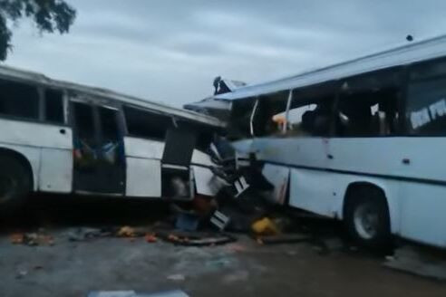 Tragedie în Senegal. 38 de persoane au murit, alte 87 sunt rănite, după ce două autobuze s-au ciocnit