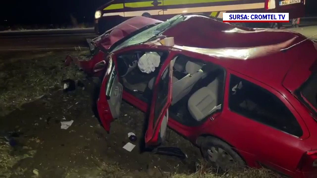 Accident tragic în Suceava. Un tânăr de 21 de ani a murit, după ce s-a răsturnat de mai multe ori cu mașina