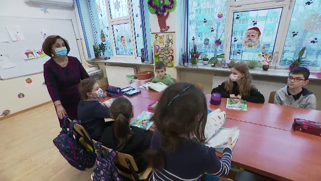 Elevii s-au întors în bănci în plină epidemie de gripă. Cum a fost efectuat triajul epidemiologic