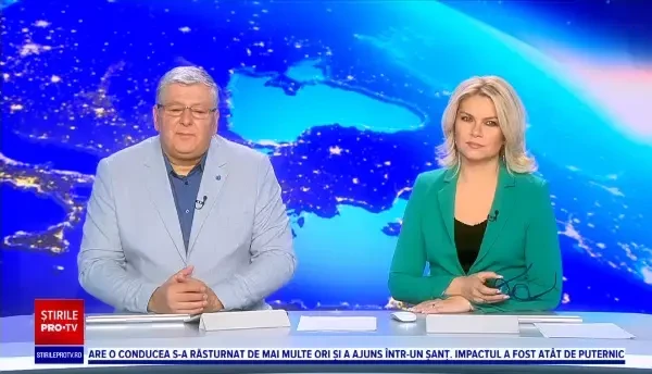 Sute de unguri au sărbătorit Noul An printr-o baie rece ca gheața, în lacul Tisa