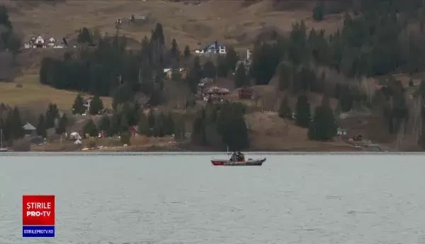 A treia zi de căutări pentru tânărul dispărut în lacul Colibița. ”Toată lumea a rămas șocată”