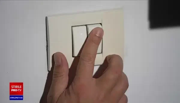 Persoanele care au mai multe contracte la energia electrică ar putea să plătească mai mult la facturi. Cum a fost posibil