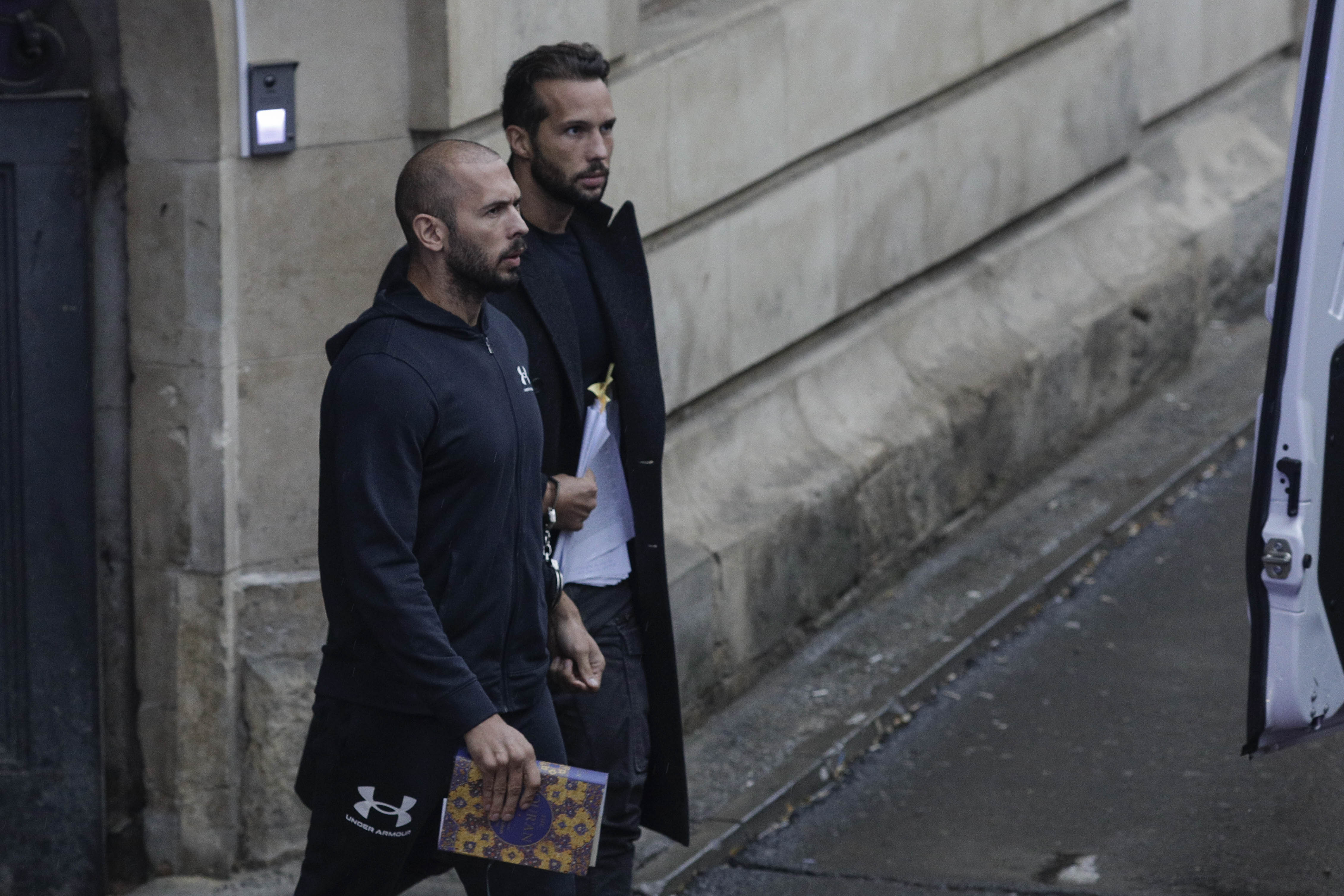 Frații Tate au angajat-o pe avocata care i-a apărat pe Mike Tyson și Michael Jackson pentru a-i scoate din arest