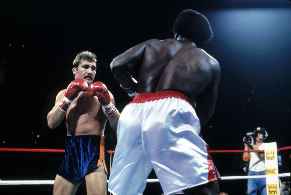 Legendarul boxer sud-african Gerrie Coetzee a murit. Fostul campion mondial la categoria grea, învins de cancer