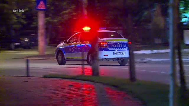 O femeie însărcinată a pierdut copilul, după ce a fost lovită de o mașină. Șoferul a fugit de la locul accidentului