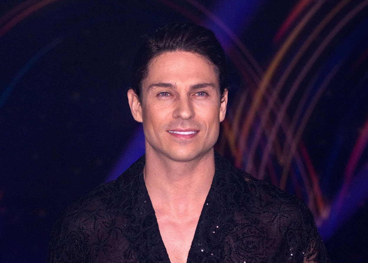 Starul britanic Joey Essex susține că este prieten cu o fantomă: „O văd tot timpul, se plimbă prin casă”