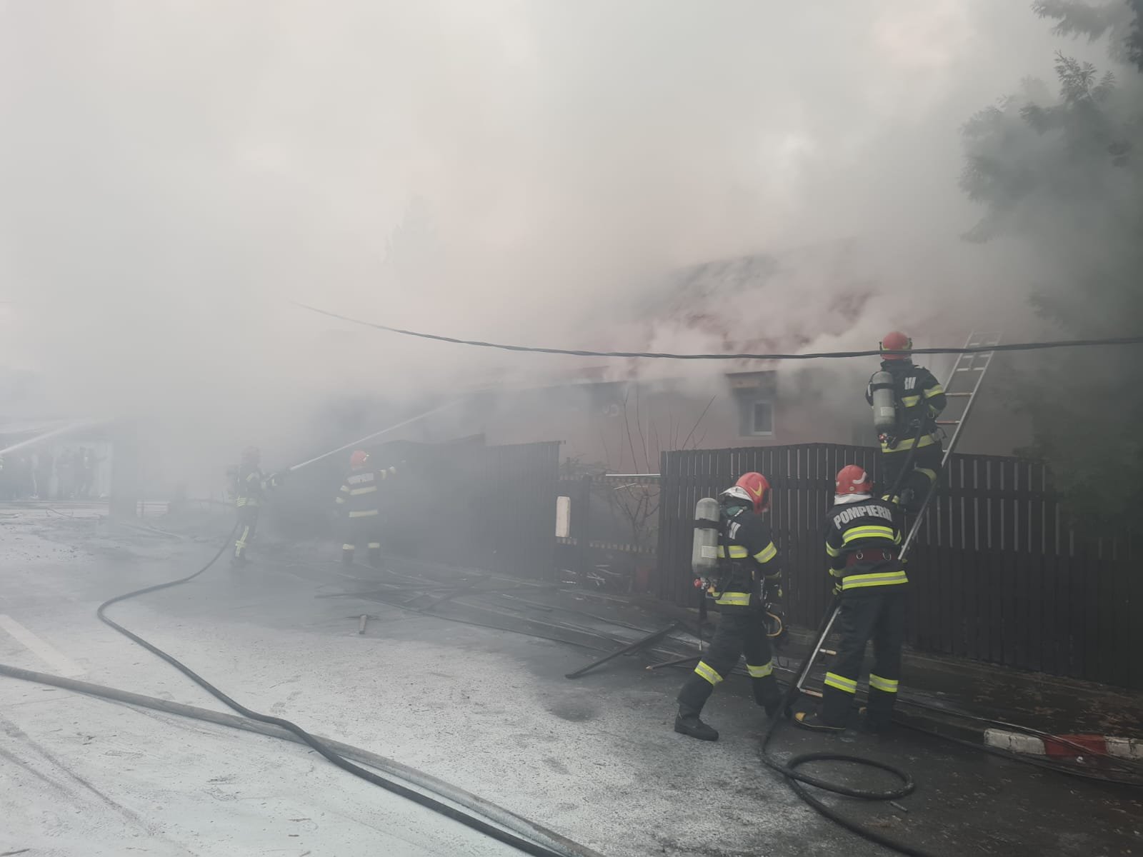 incendiu voluntari