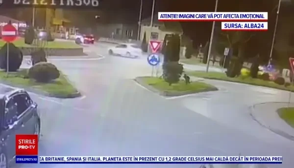 Accident înfiorător filmat în Sebeș. Un tânăr de 21 de a murit după ce a intrat cu mașina într-un sens giratoriu
