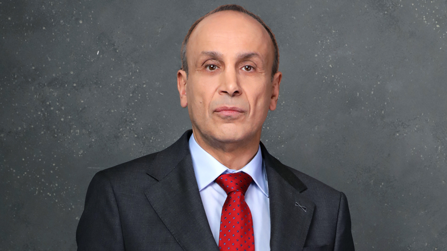 Interviu cu Wargha Enayati, antreprenor medical de succes: ”Banii, după un număr nu mai contează cât ai și cât nu ai”