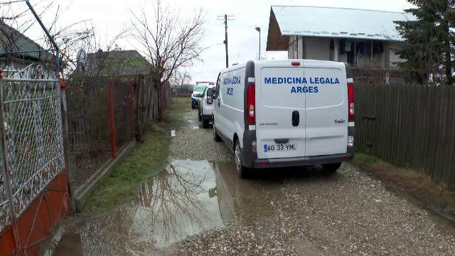 Un bărbat din Argeș și mama lui au fost găsiți morți în casă. Criminaliștii încearcă să elucideze misterul