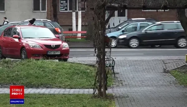 Un luptător din Târgu Mureș a încercat să își rupă brățara de monitorizare. A devenit agresiv și amenința că se sinucide