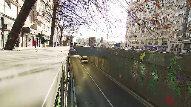 Cât de mare este pericolul de la Piața Unirii, unde o bucată de beton care acoperă Dâmbovița riscă să se surpe