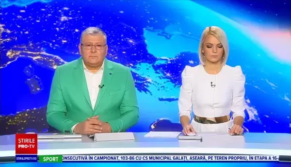 A început Săptămâna Modei la Paris. Yves Saint Laurent a deschis evenimentul cu o colecție de ţinute masculine