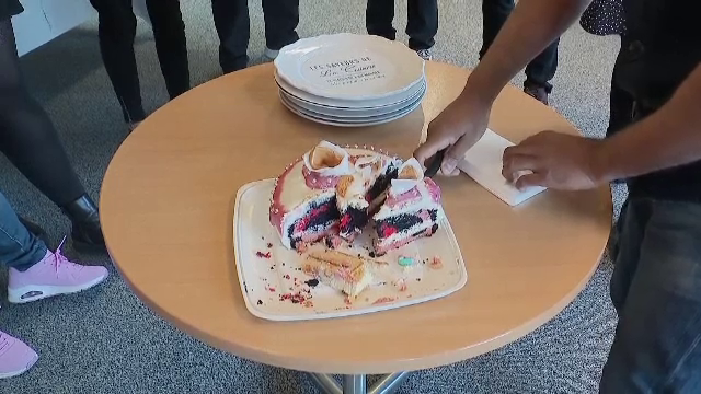 Dulciurile aduse la muncă sunt la fel de dăunătoare ca fumatul pasiv. Care este explicația