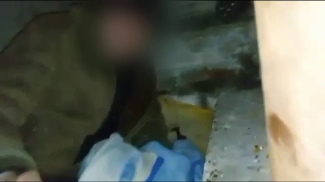 Ce au pățit doi adolescenți din Roman care s-au filmat în timp ce lovesc și jefuiesc o persoană fără adăpost