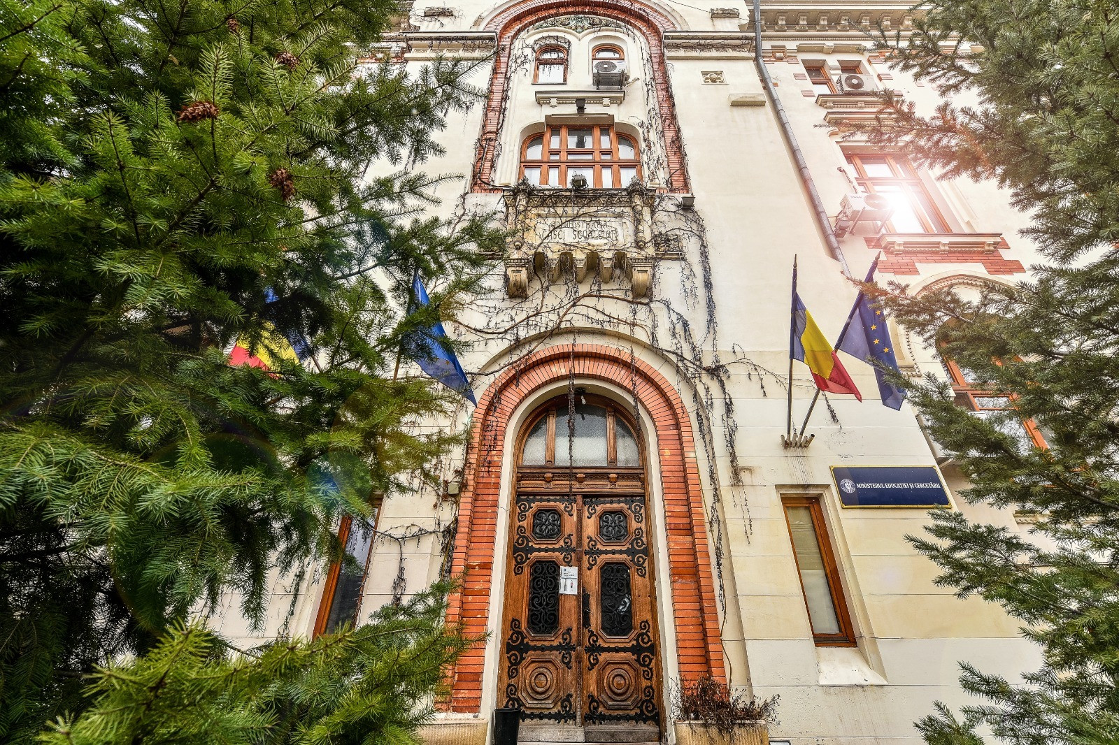 Purtătorul de cuvânt al Ministerului Educaţiei demisionează. Motivul invocat