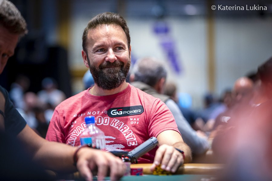 Daniel Negreanu atinge un nou record în poker. Suma totală câștigată din turneele live
