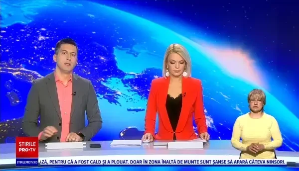 Ploile abundente au făcut ravagii în țară. Mai multe locuințe din Vâlcea sunt în pericol din cauza alunecărilor de teren