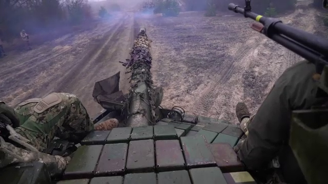 Kievul se teme că Rusia va ataca în curând Ucraina simultan pe trei fronturi