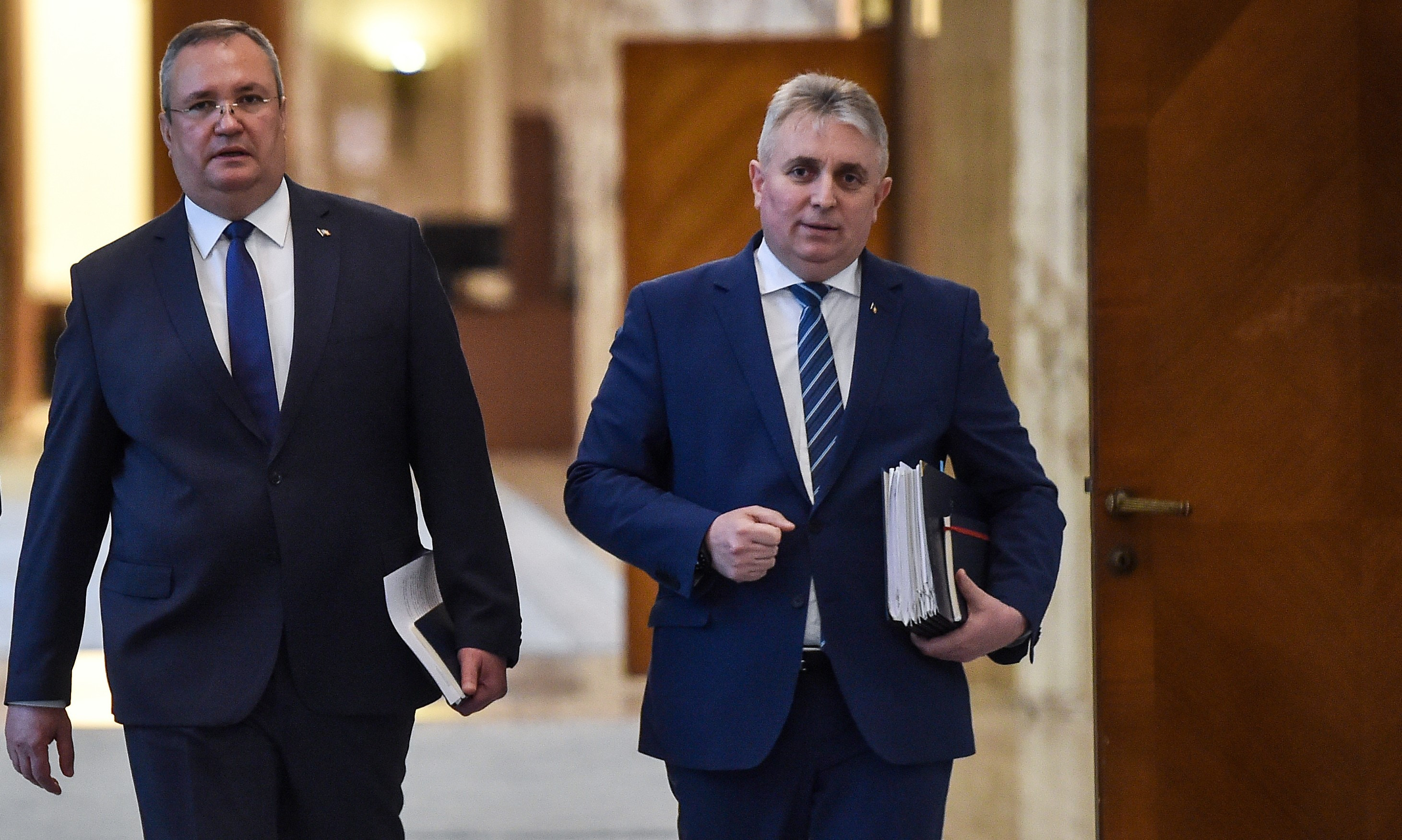 Pedepse mai mari pentru scandalagiii violenți sau protestatarii recalcitranți. Bode: ”Am propus pedeapsa cu închisoare”