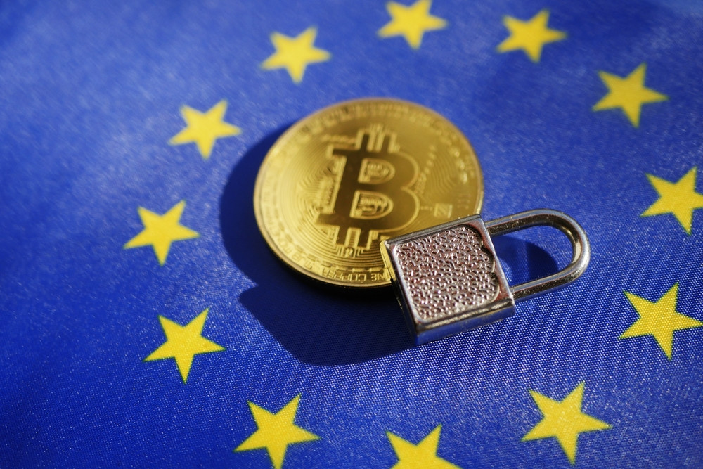 Primul set de reguli din lume pentru reglementarea activelor crypto va fi implementat în UE