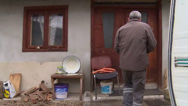 Bărbat obligat de instanță să se mute din propria casă. Fosta soție l-a reclamat că a amenințat-o cu moartea