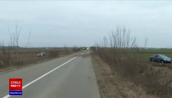 Un tânăr a murit după ce a intrat cu mașina într-o autospecială de pompieri. În trecut a vrut să se sinucidă