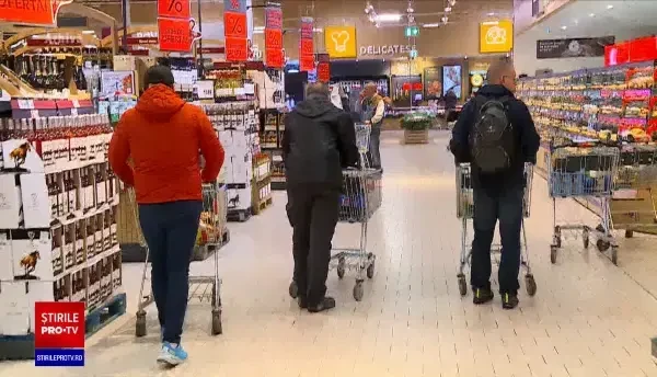 Ratele la credite s-ar putea stabiliza din toamnă. Oficialii BNR: „Avem un munte de incertitudini''