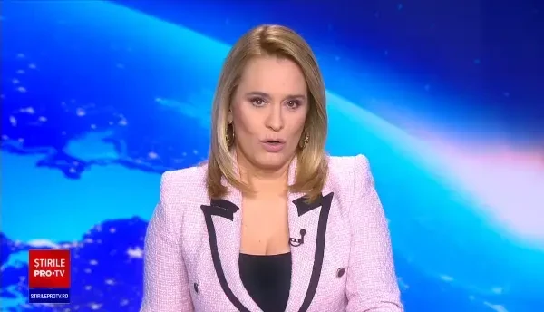 Un aisberg uriaş, de peste 15 ori mai mare decât Parisul, s-a desprins de banchiză în Antarctica