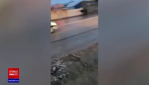 Un bărbat cu probleme psihice a tăiat cu un topor țeava de gaze a unui imobil din Focșani. Ce a mai făcut înainte