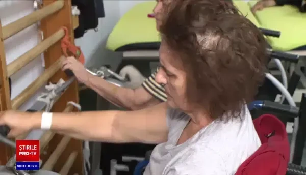 Pacienții în convalescență așteaptă luni de zile pentru un loc la un centru de recuperare. Autoritățile caută soluții