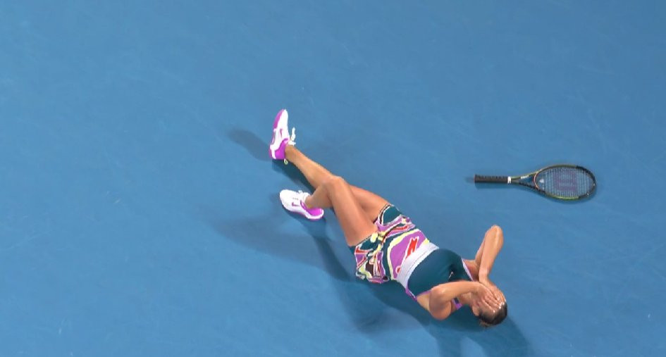 Cine a câștigat finala de la Australian Open, disputată între o rusoaică și o belarusă. Vezi dansul victoriei VIDEO