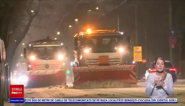 Viscolul a făcut ravagii în Capitală. Sute de utilaje au fost puse în alertă vineri spre sâmbătă noapte