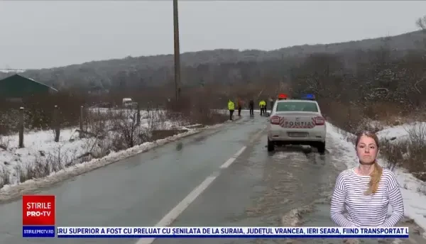 Un șofer și-a pierdut viața, iar alte două persoane au fost rănite într-un accident rutier, în Bistrița-Năsăud
