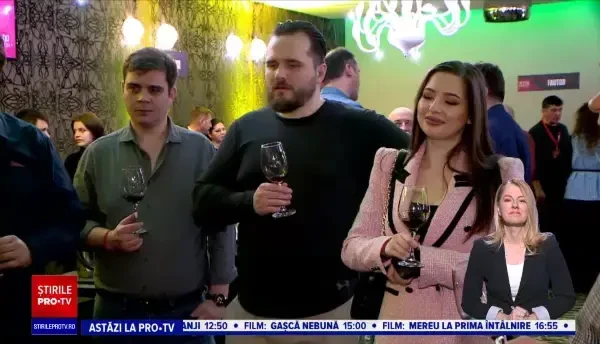 Festival de vinuri la Iași. Sute de persoane au savurat diverse sortimente aduse de cramele din toată țara