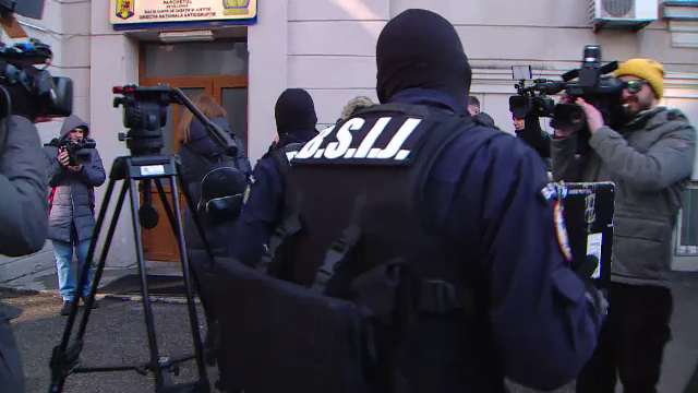 Gabi Bădălău, fiul lui Niculae Bădălău, a fost pus sub control judiciar de DNA pentru dare de mită