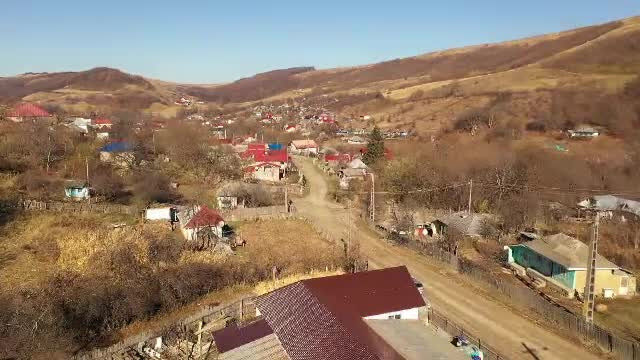 Comuna cea mai mică din România are doar 88 de locuitori. Populația țarii scade de la an la an