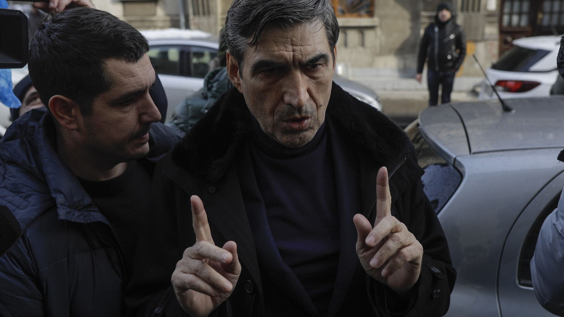 Victor Pițurcă scapă de controlul judiciar, în dosarul măștilor pentru MApN. Care sunt acuzațiile DNA