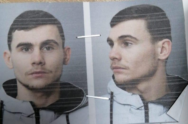 Doi tineri au evadat din arestul Poliţiei Vrancea. Unde au fost găsiți după două ore FOTO