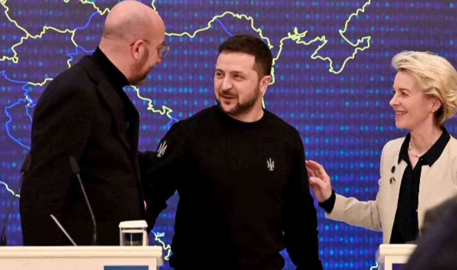 Summitul Ucraina-UE. Nu a fost avansat niciun calendar al aderării la Uniune, iar Zelenski a implorat Occidentul pentru arme