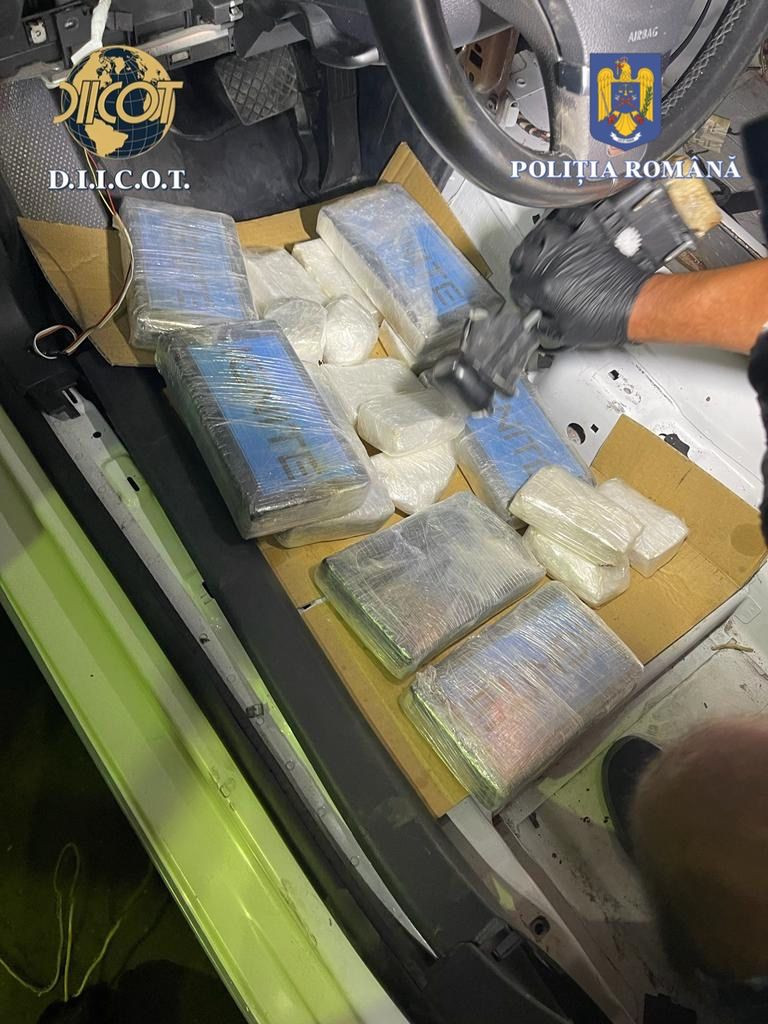 10% din români declară că au consumat droguri. Cel mai consumat stupefiant în România