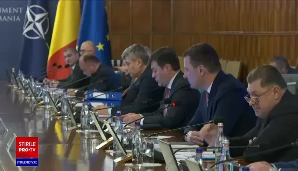 România a împrumutat deja 2 miliarde de euro și 4 miliarde de dolari în prima lună din 2023. Ce spun analiștii