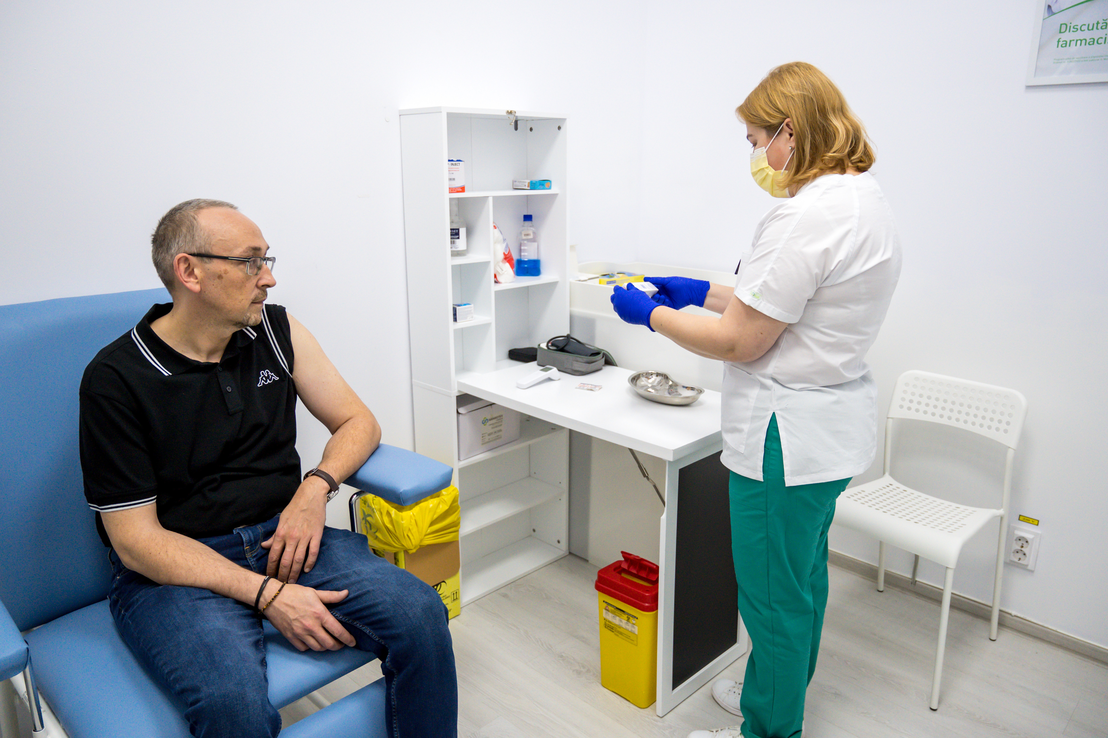 (P) Pacienții se pot vaccina antigripal în farmacii. Descoperă care sunt farmaciile Alphega autorizate ca centre de vaccinare