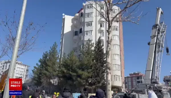 Există riscul ca un bloc să se prăbușească