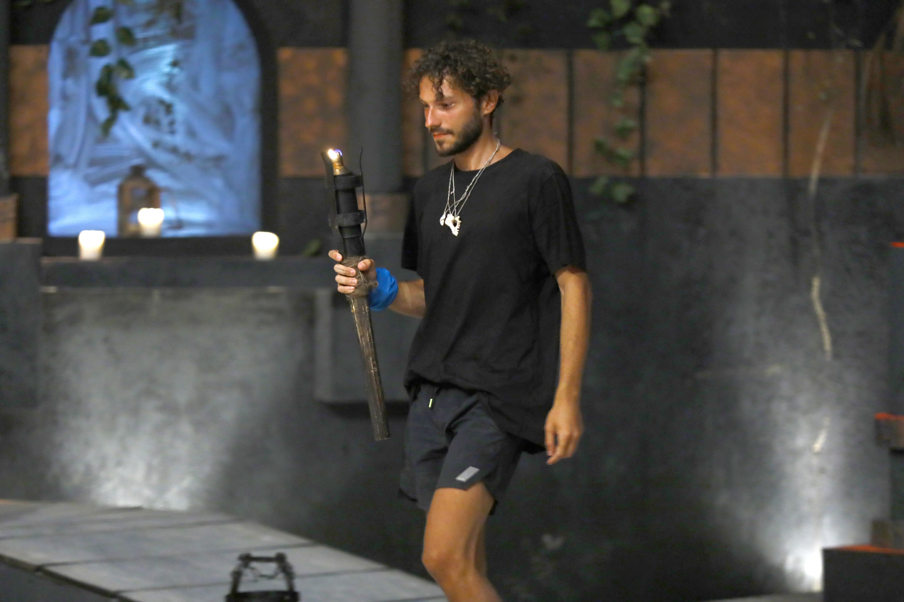 Războinicul Andrei Neagu a părăsit Survivor România