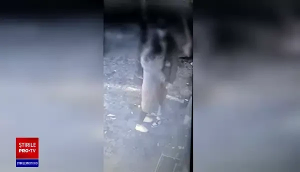 Hoațele care prădau bărbații prin metoda „îmbrățișării” au fost prinse. Poliția face apel la păgubiți