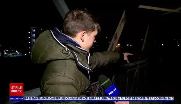 La un pas de moarte. Un copil din Iași s-a ales cu arsuri grave, după ce a căzut de pe o pasarelă și s-a electrocutat